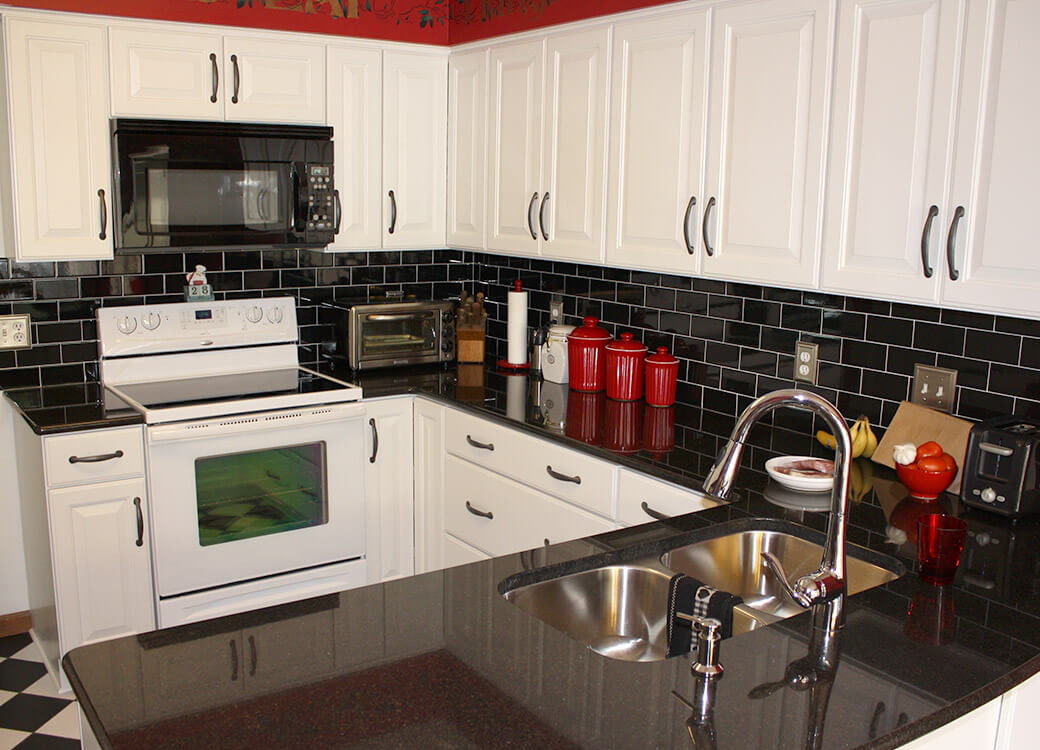 01 Jross Sandstomkit Whitebay 6 Kitchen Design Bathroom Remodel Experts In Mi Oh Ksi